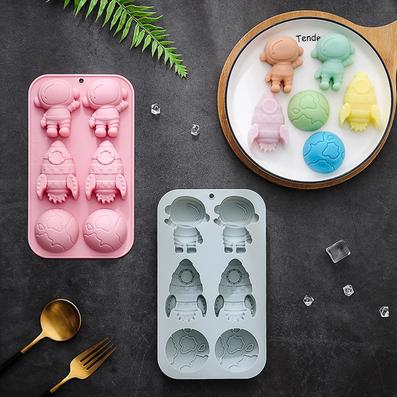 2pcs Astronaut Rocket Moon Silicone Mold Chocolate Dessert Cake Tools DIY Handmade Aromatherapy Candle Soap Making Mould