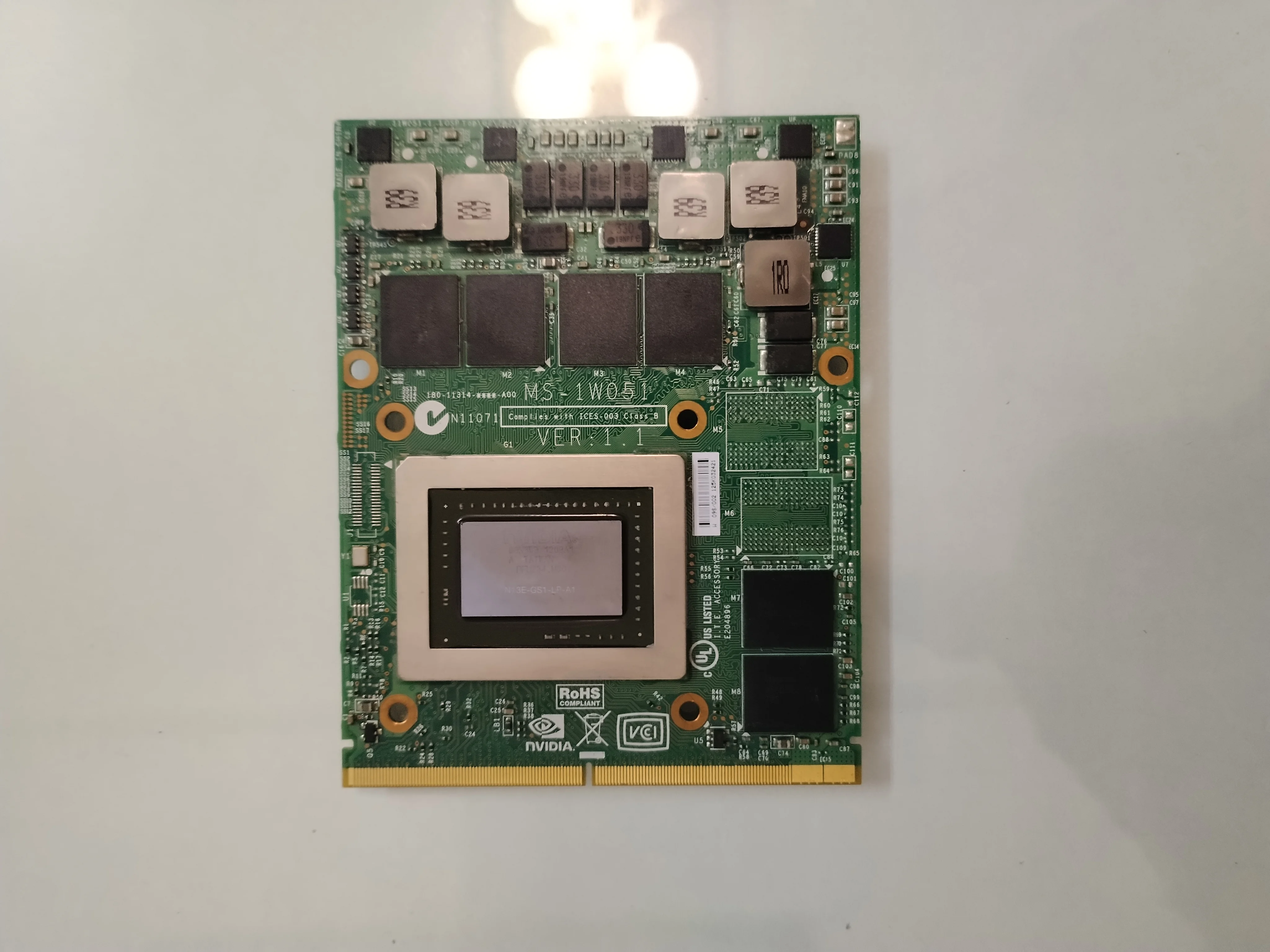 

GTX670M 1,5G N13E-GS1-LP-A1 Модуль видеокарты для MSI 16F2 16F3 16F4 1761 1762 1763 GX680 GT683DX GT780 GX780 GT783DX
