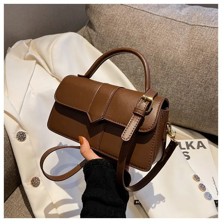 

Квадратная сумка с вышивкой 2024, однотонный кошелек с верхней ручкой для женщин, винтажная сумка через плечо, минималистичная сумка на плечо, нишевая сумка ​