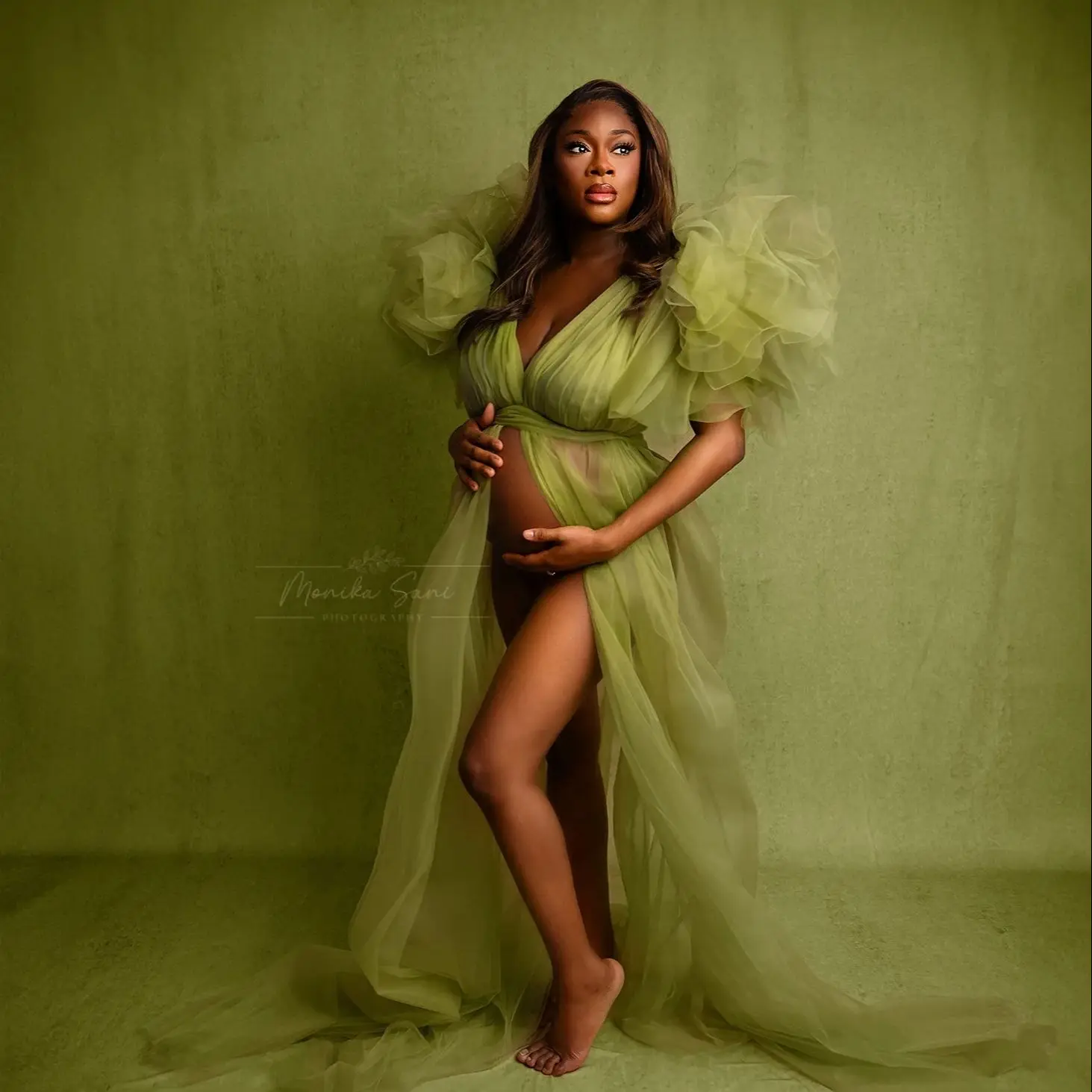 

Simple Green Maternity Dress for Pregnancy V Neck Ruched Sleeveless Prom Gown Sexy Tulle Babyshower Gown Photoshoot Customized