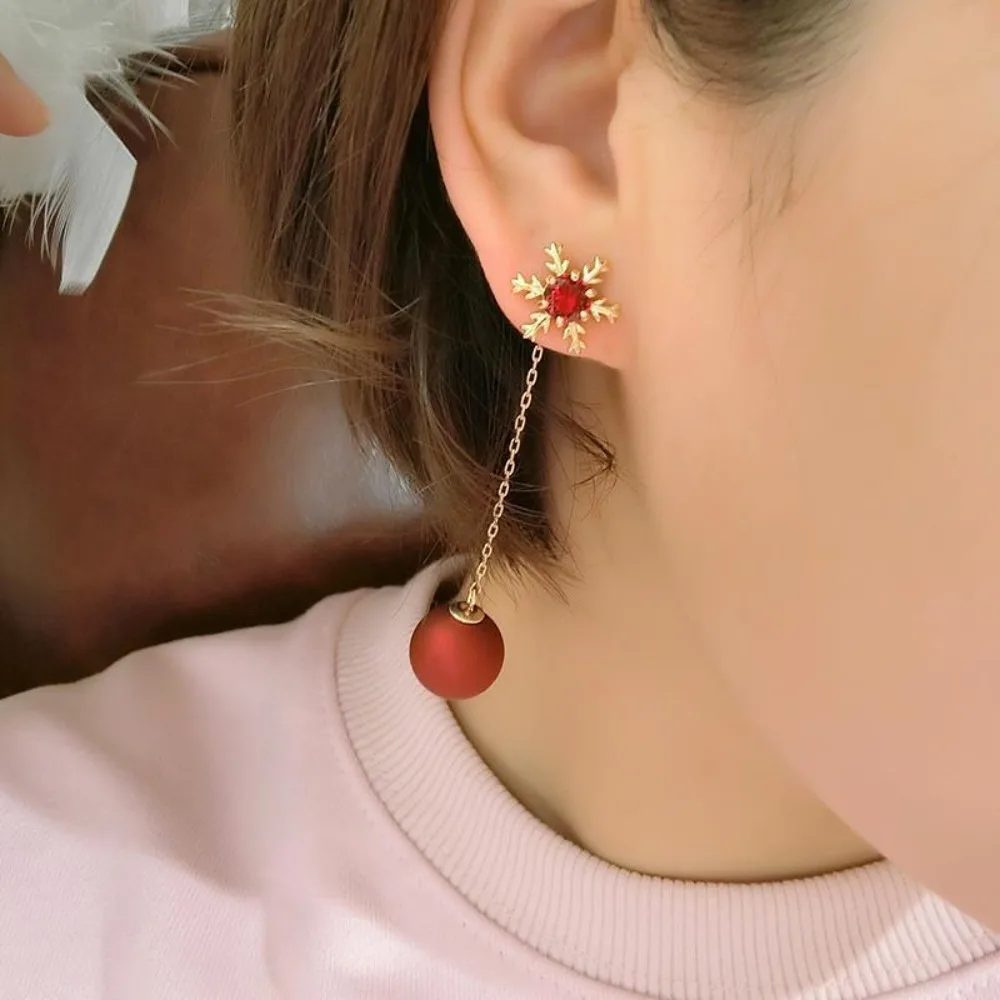 Temperament Romantic Red Zircons Snowflake Imitation Pearl Long Tassels Dangle Earrings for Women Christmas Atmosphere Jewelry