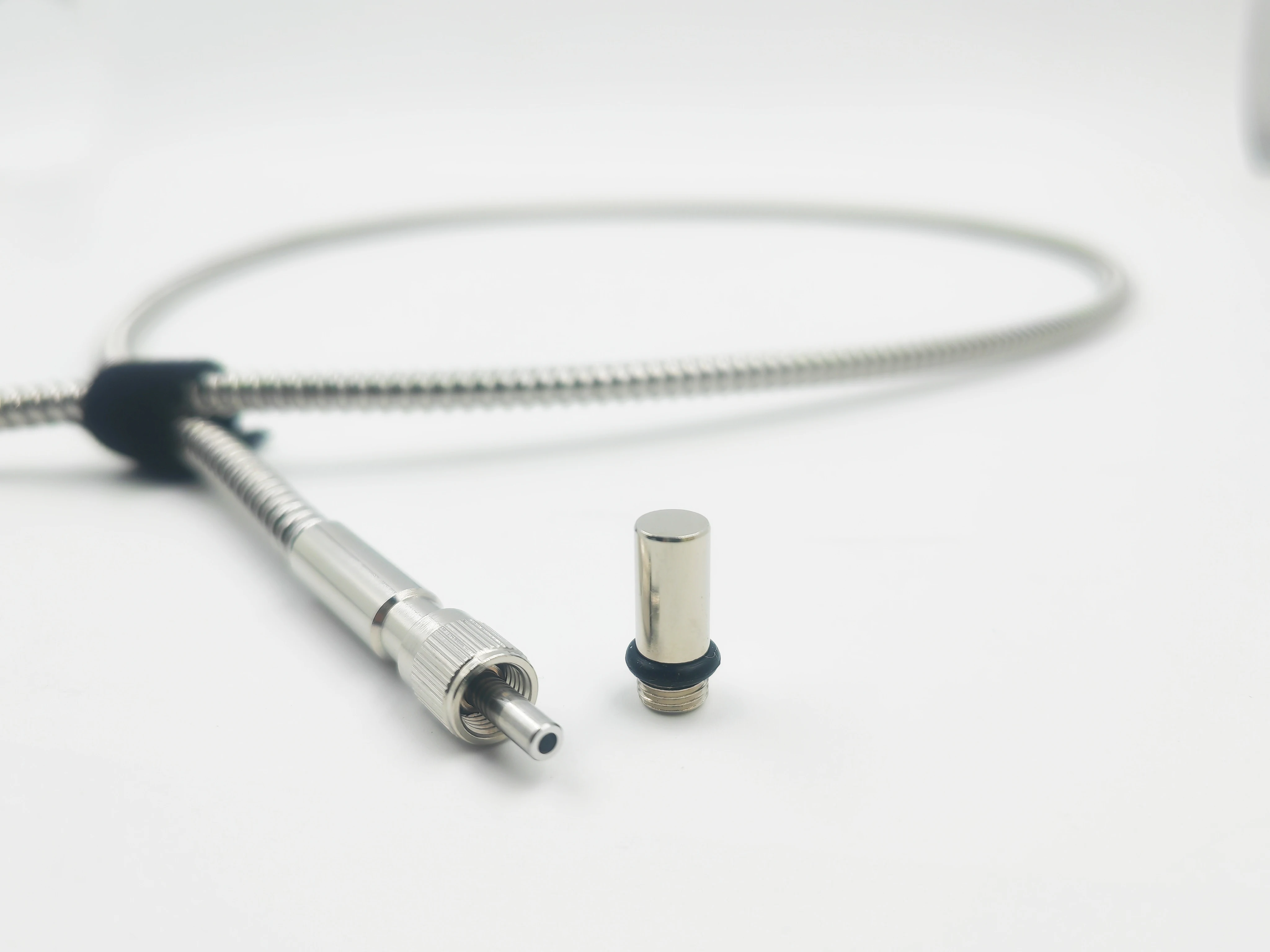 ألياف HPSMA905 عالية الطاقة 200um 400um 600um 800um 1000um 1500um ألياف الليزر HPSMA905 ألياف الطاقة