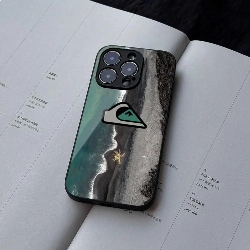 Capa de Celular Quiksilver Surf e Skateboard para iPhone 15 17 13 14 12 16 11 Pro XS Max Plus Mini X XR SE2020 com Vidro Temperado