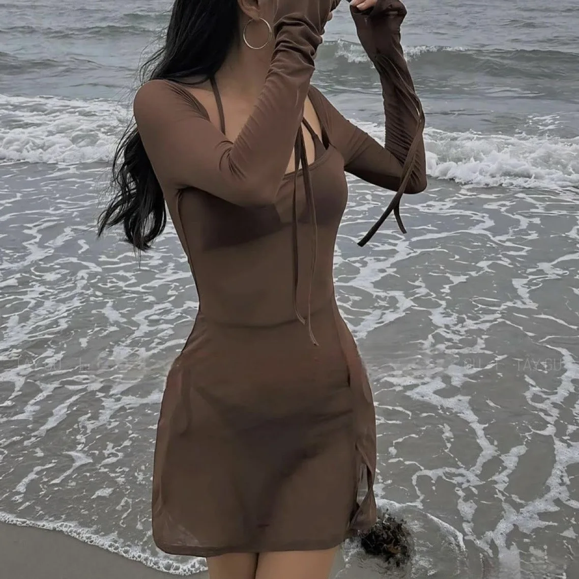 Minivestido de color liso con cuello cuadrado y tela de malla, vestido de noche sexy, conjunto de club, chaleco transparente, mangas largas para mujer