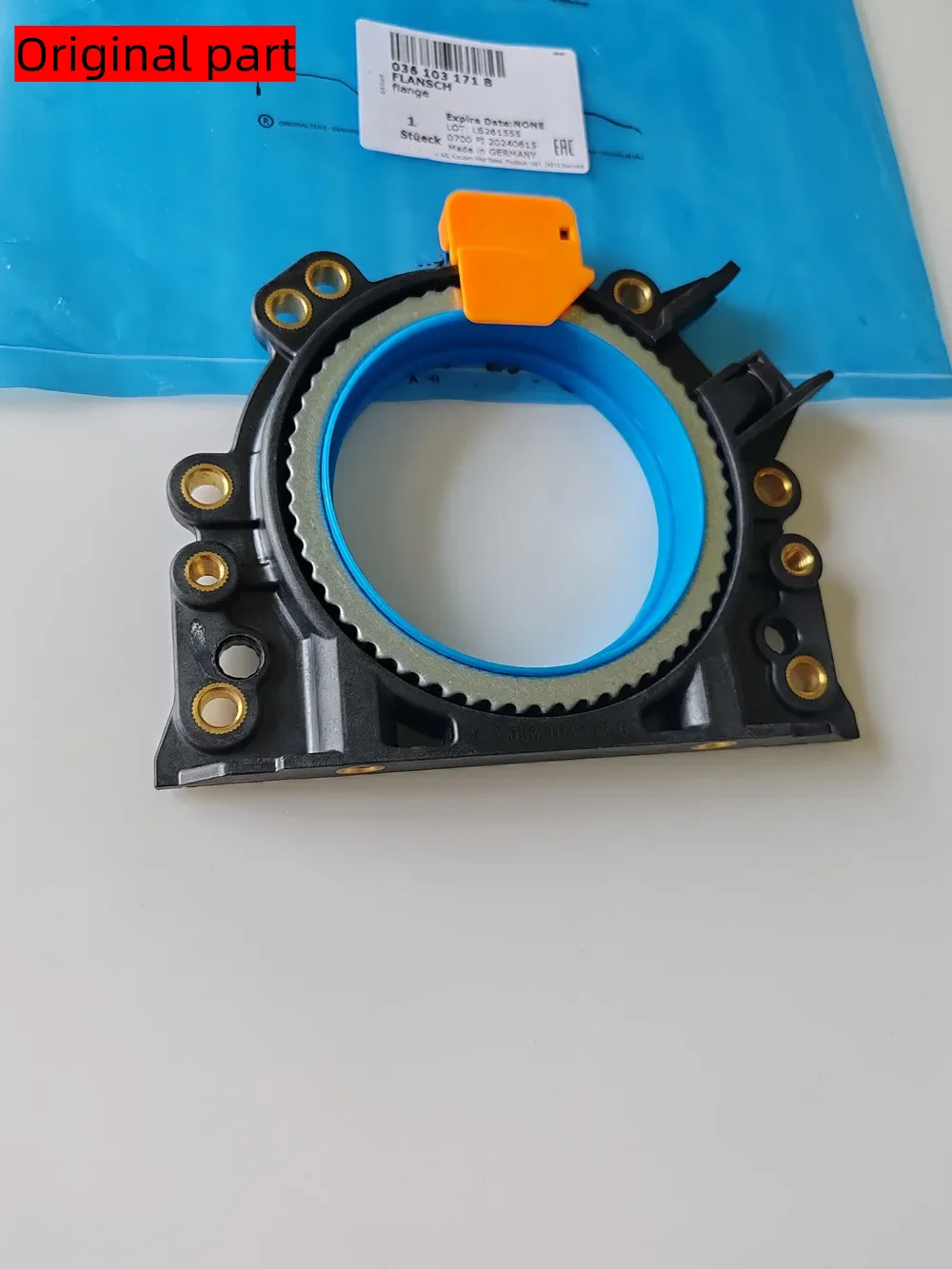 

036103171B 036103171 041103171A 036103171C Комплект OEM заднего сальника коленчатого вала с фланцем для VW Seat Skoda AUDI A1 2011-2014