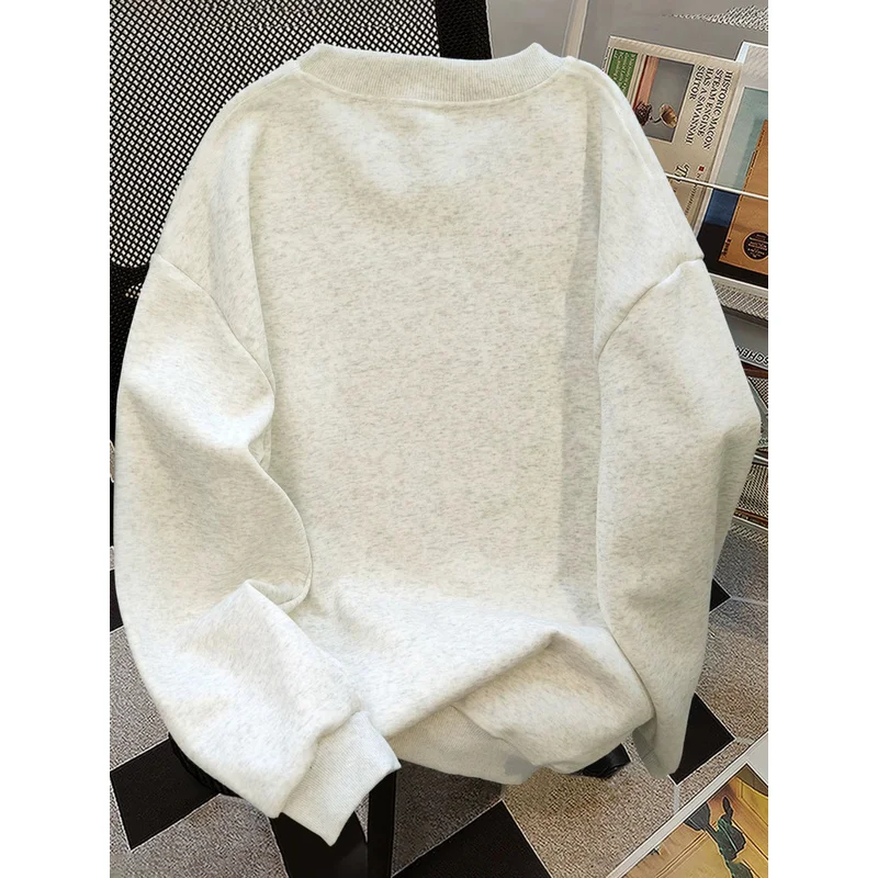American Retro Style Fun and Cute sleeping cat Print Long-Sleeve Crew Neck Sweatshirt for Women, Unisex, Casual and Loose Fit