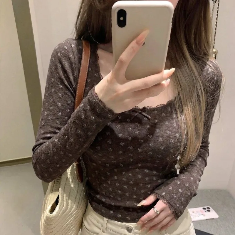 Kimotimo Floral Print Patchwork Lace Long Sleeve T-shirts Women Korean Simple Y2k Aesthetic Slim Fit Waist Crop Top Vintage Tees