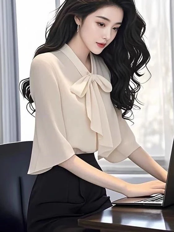 

Шикарный светло-бежевый шелковый женский летний дизайн с узлом свободного кроя Bell Sve V-Ne Faionable Top