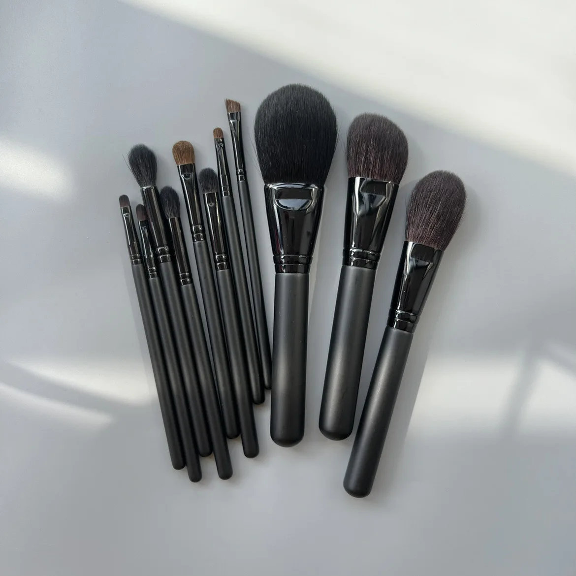 

Professional Animal 11pcs Natural Goat Pony Hair High End Makeup Brushes Set Powder Blush Contour Eyeshadow Cosmetics Tools