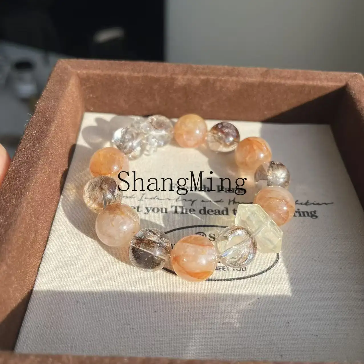 

CL [Chunhe Jingming] Natural Gold Foil Koi Xanthate Flower Bracelet Lemon Crystal White Crystal Niche Versatile Light Luxury