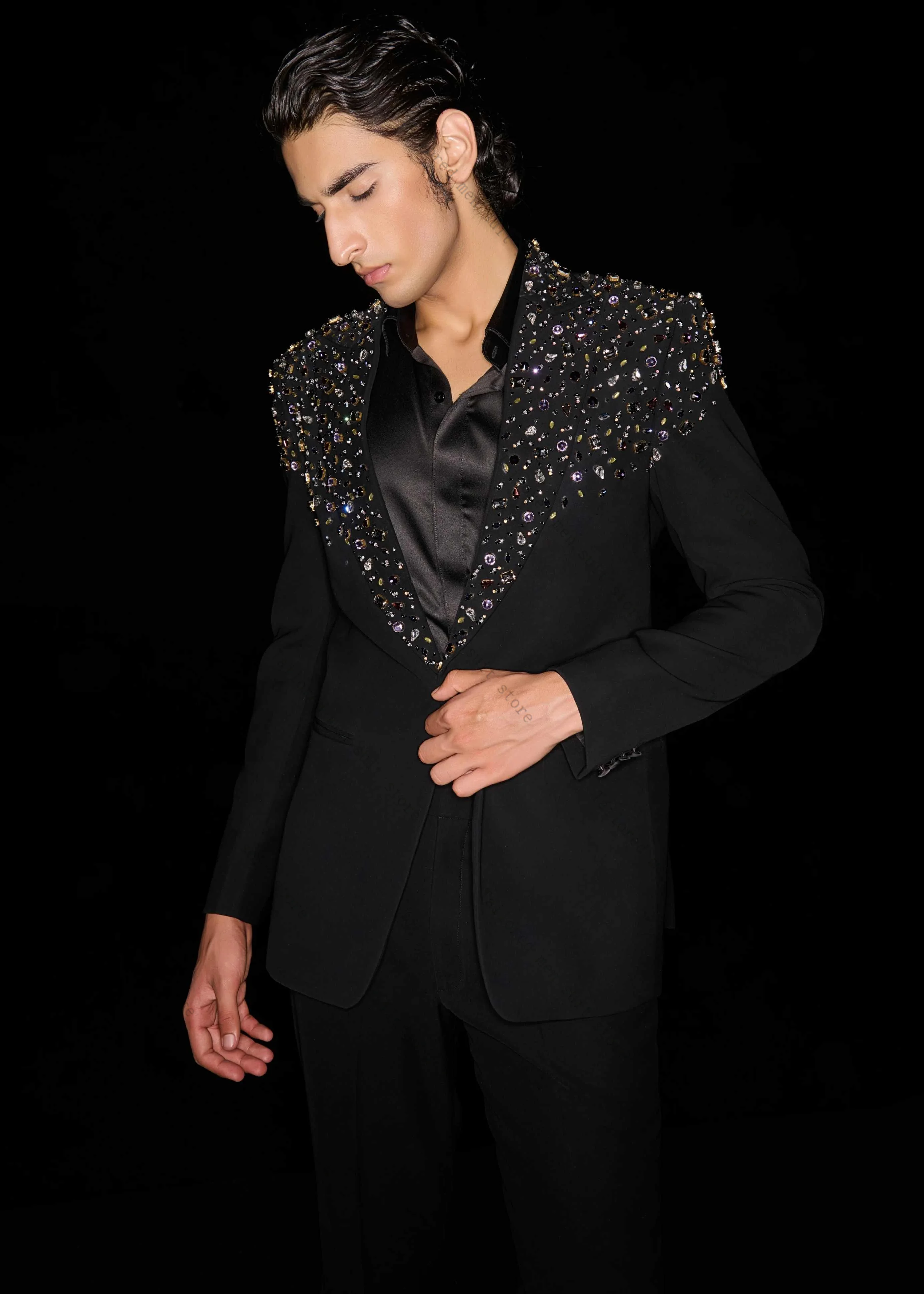 الحجر الأسود بلورات الرجال الدعاوى مجموعة 2 قطع السترة + السراويل بنطلون الزفاف البدلات الرسمية سترة مكتب الأعمال العريس معطف الذكور