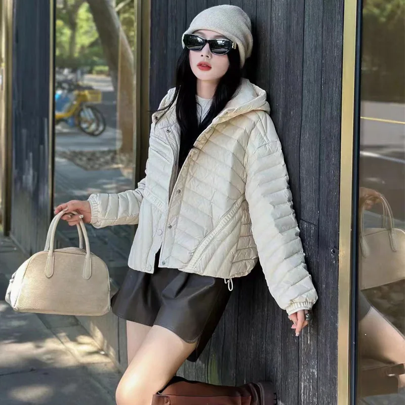 2025 Winter Women's Down Jacket Commuter Hooded Loose Design Fashionable White Duck Down Jacket