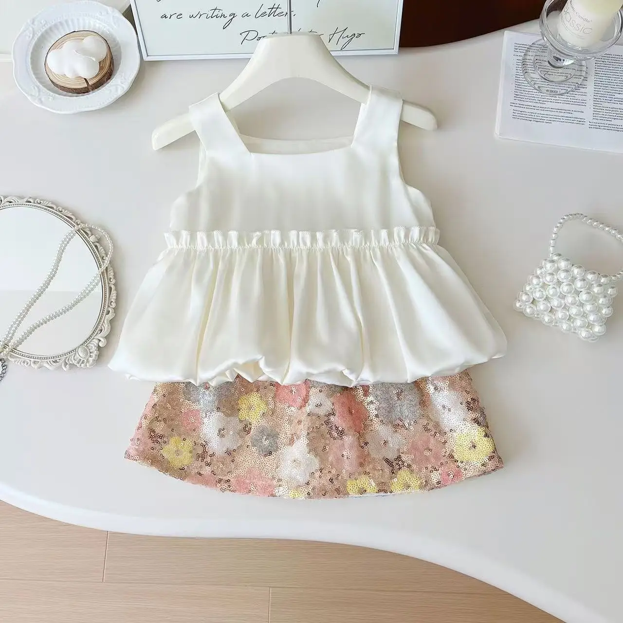 

Children's Dress Suit New Summer Korean Version Of Girls Fashion Vest Sequin Skirt Summer Vest Skirt Two-piece Set
