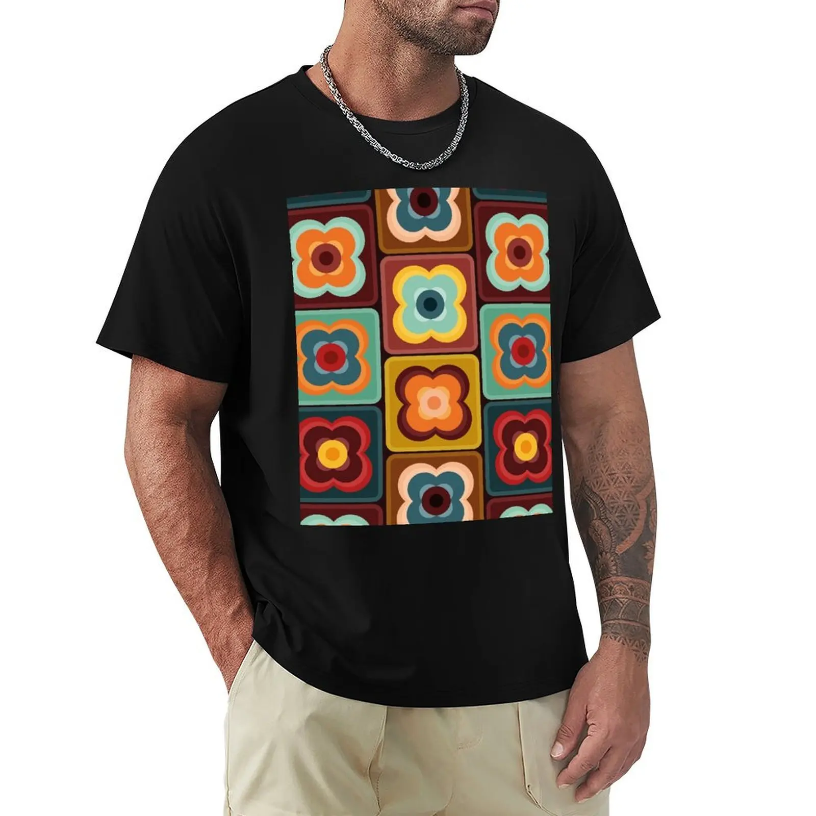 

retro pattern, 60s, pril flowers T-Shirt Big Size Loose Fit Tee Shirt