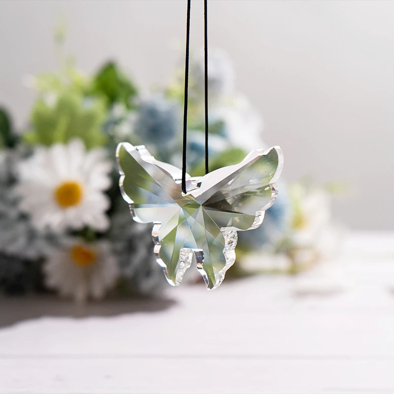 75mm Butterfly Crystal Suncatcher Hanging Glass Prism Faceted Sparkly Rainbow Maker Sunlight Catcher Car Pendant Garden Decor