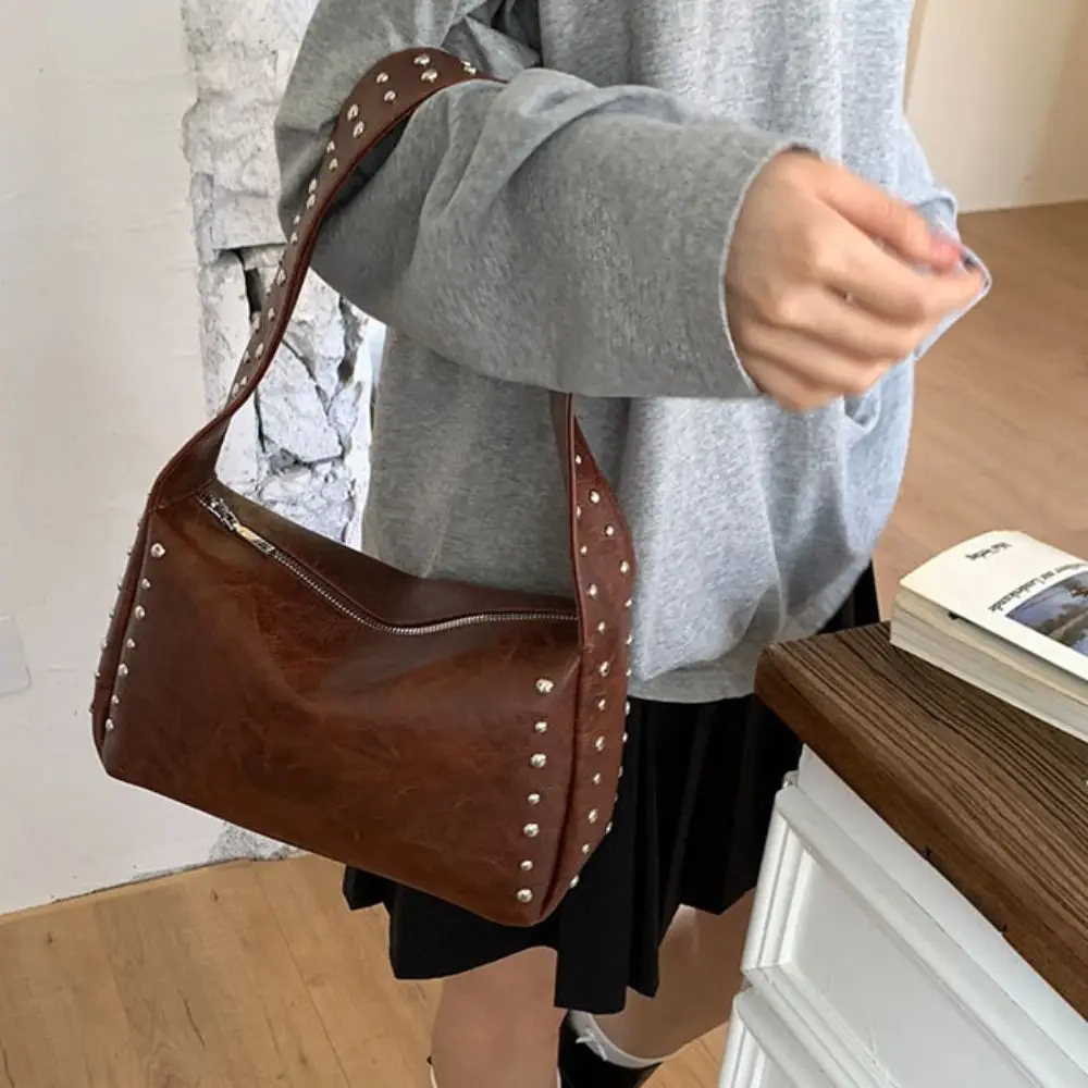 Portable Spicy Girl Style Retro Rivet Handbag Leisure French Pillow Underarm Bag Solid Color Square Commuting Shoulder Bag Women