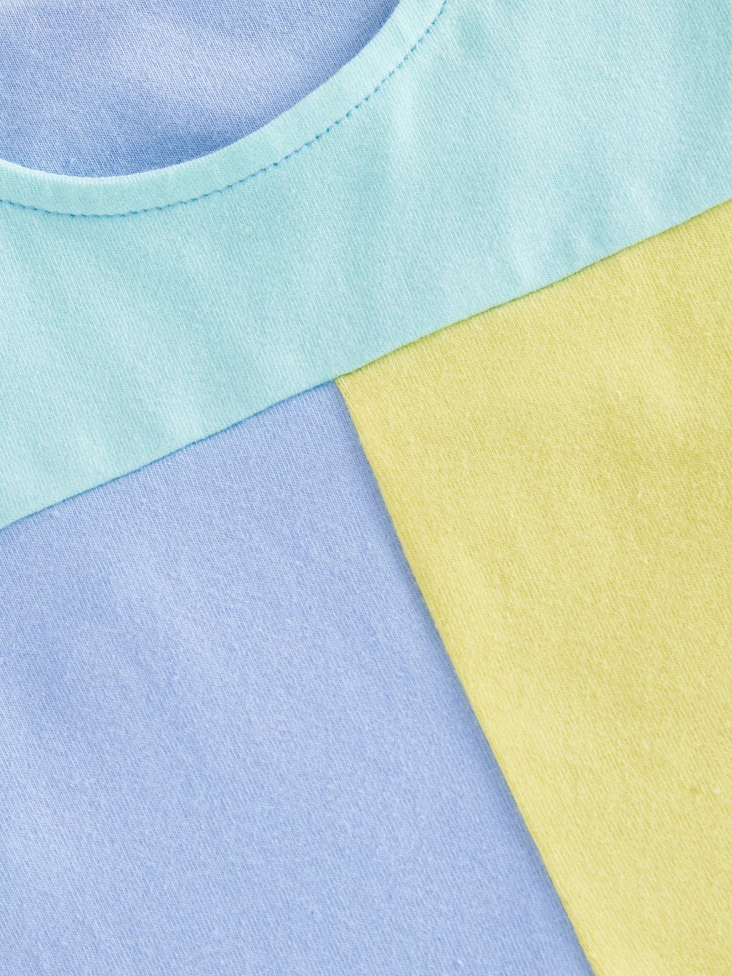 

Adorable Infant Boys Sleeveless Romper in Vibrant Colors for Summer - Stylish Jumpsuit for Newborns and Toddlers Perfect for