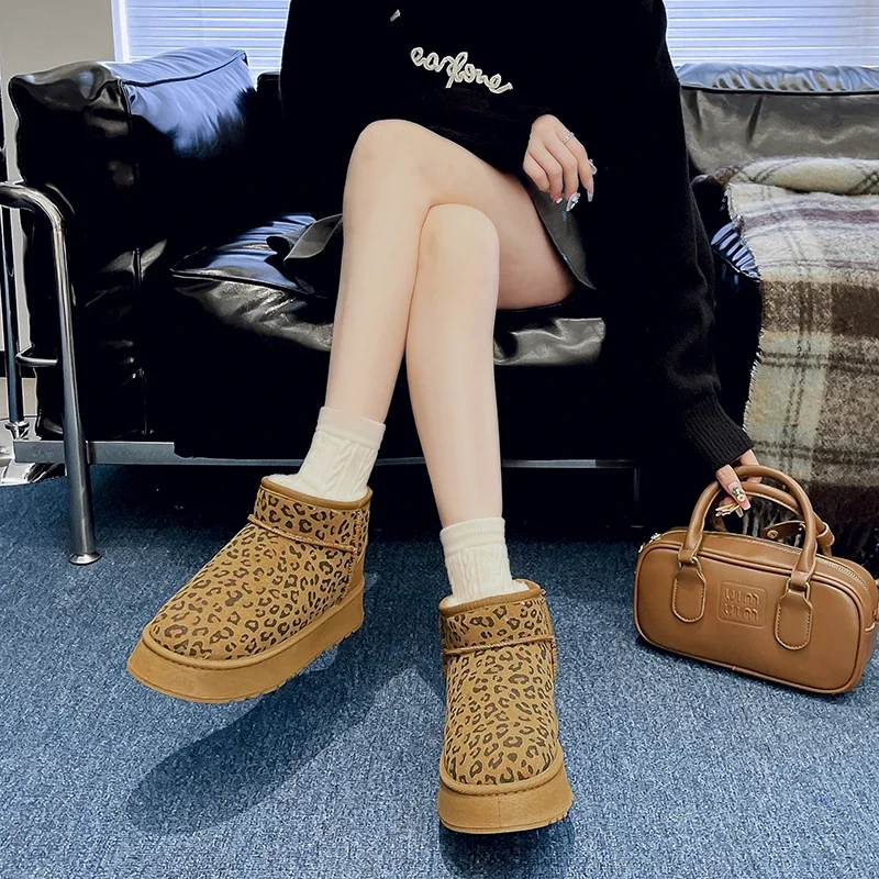 

2024 Winter New Women Leopard Print Shoes Comfortable Warm Women's Snow Boots Non-slip Wear-resistant Fashion Plush Short Boots