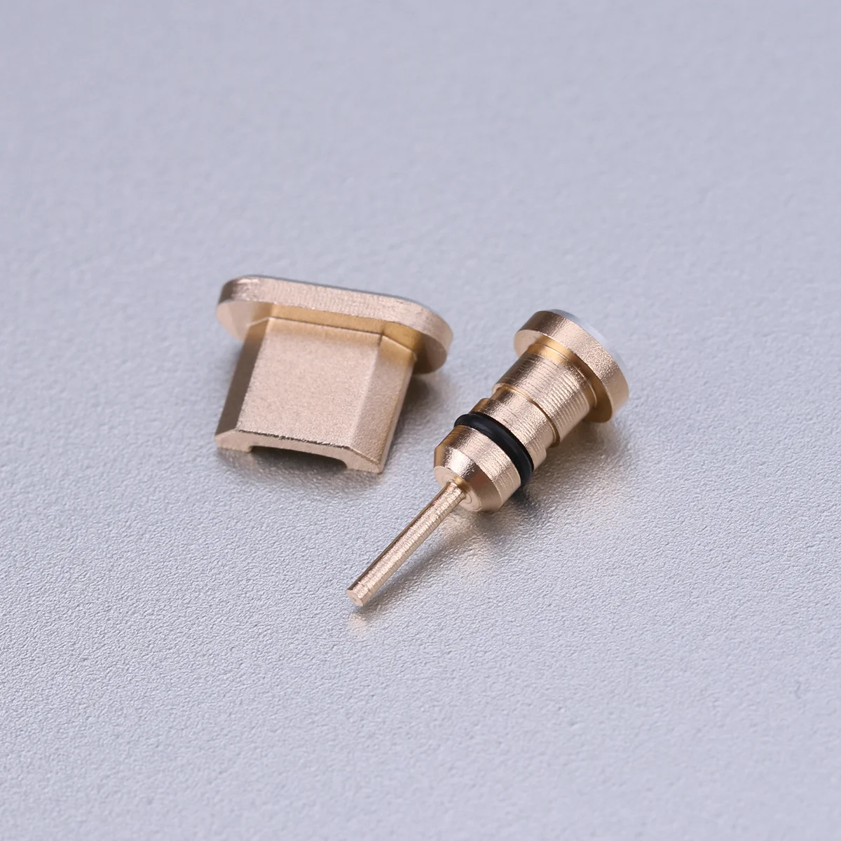 2pcs/ Set 35mm Earphone Jack Plug And Micro USB Port Plug for Phones S7/ S7 Edge/ G5 Plus/ 2016/ / Honor 6X/ / (Golden)