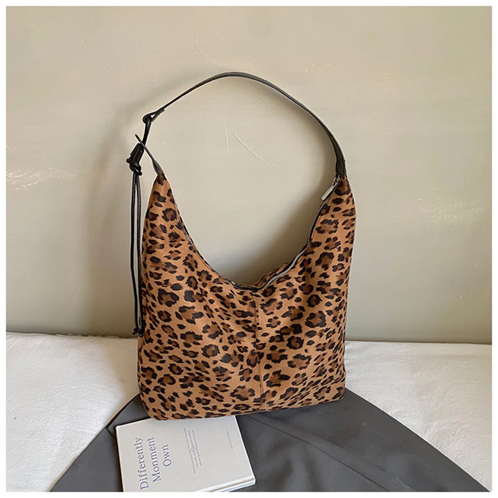 

Retro Style Large Capacity Women's Shoulder Tote Bag 2025 New Autumn Winter Korean Trendy Matte Texture Female Underarm Bags