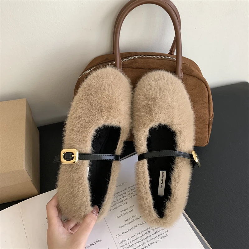 New Winter Retro Women Snow Warm Suede Leather Lazy Loafers Shoes Woman Lady Females Flats Bottine Pumps Wool Mujer Shoes Buckle