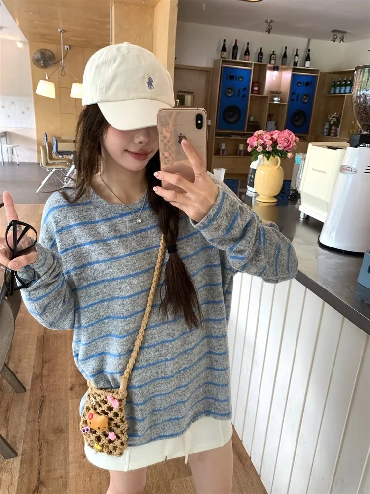 

Long Sleeved T Shirts Oversize Cartoon Womens Spring Pleated Edge Waist Drawcord Lady Artistic Layered Clean Simple Modern Crisp