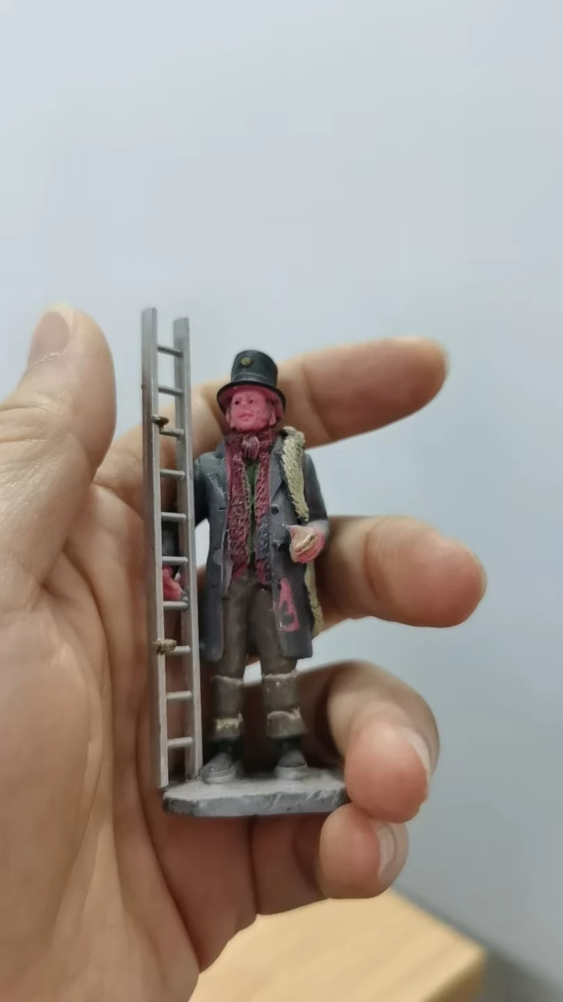 Resin figure mental psychological sand table game box court therapy fireman with  a ladder