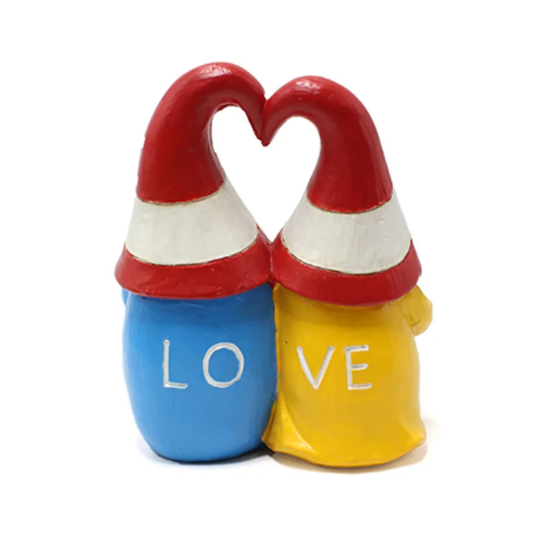 Cartoon Couple Dwarf Garden Decor- Whimsical Outdoor Statue for Patio & Balcony