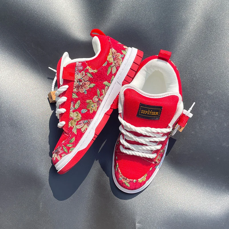 Original Chinese-Style Trendy Red Embroidered Sneakers with Unique Design, Unisex Versatile Casual Loafers
