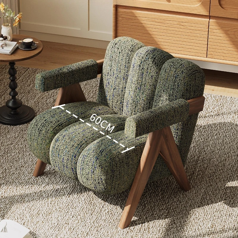 Single Sofa Chair Leisure Armchair Living Room Furniture French Vintage Style Solid Wood Frame Exquisite Pattern Backrest Sofa