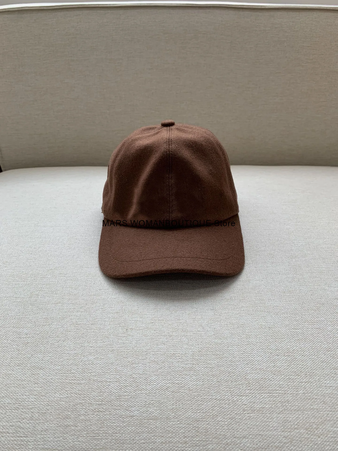 Autumn And Winter High Quality Fashion Commuting Wool Embroidered Cap For Women