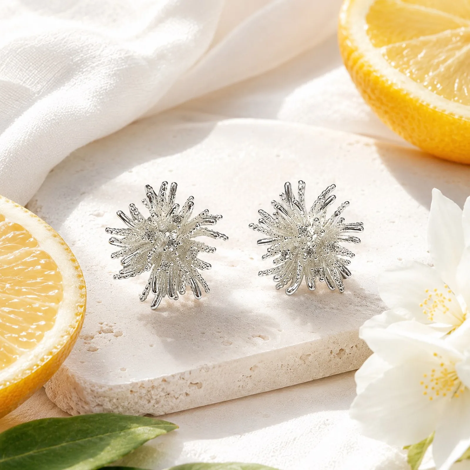 Sparkle Silver Plated Jewelry Set Elegant White Flowers Earrings Necklaces Light Luxury Ladies Accessories