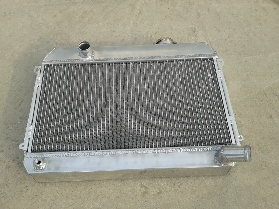 Aluminum Radiator for 1968-1973 Datsun 510/521 Pickup/1600 1.6L; 1968-1970 Datsun 2000 2.0L