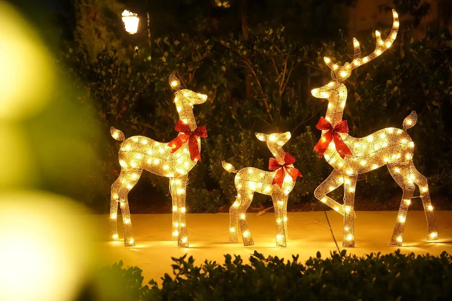 5ft Large Twinkle Lighted Outdoor Christmas Deer Set with LED Lights – 3-Piece Holiday Reindeer Family Decor for Yard Display