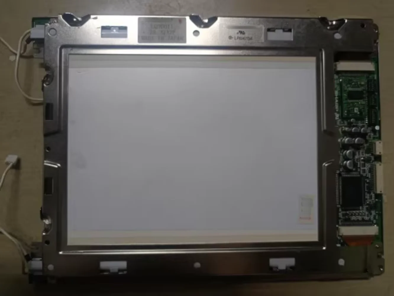 

LQ9D011K LQ9D011 LQ9D013 LQ9D013G LQ9D001 Industrial Control LCD Screen