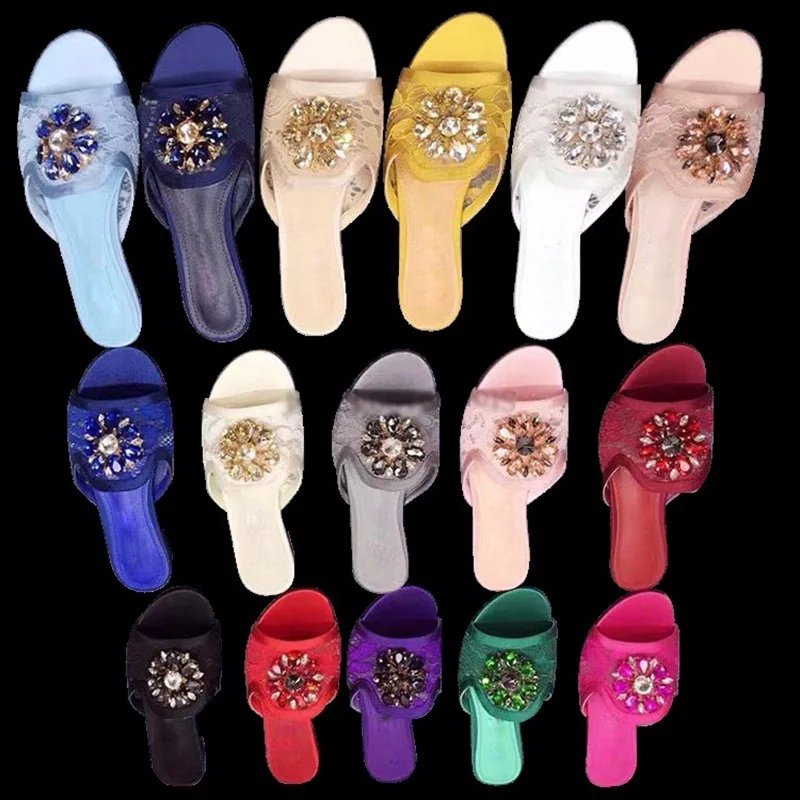 Luxury Glitter Crystal Women Flat Shoes Open Toe Lace Floral Gem Flip Flop Flats Red Pink Blue Leisure Slide Shoes for Ladies