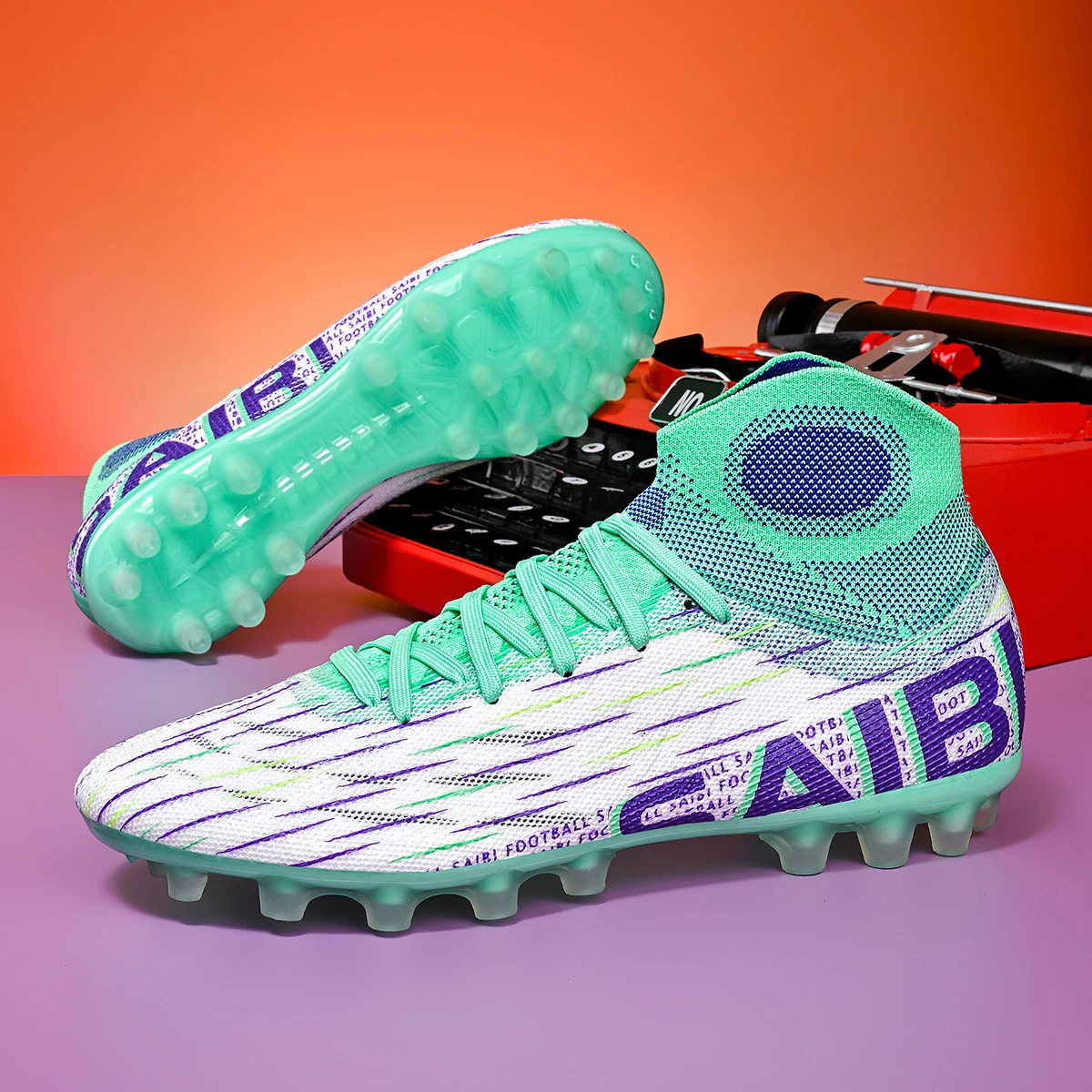 

New Men Football Boots Comfortable Soccer Shoes Boys Ankle Professional Non-Slip TF/FG Match Sneakers Sports Shoes Unisex