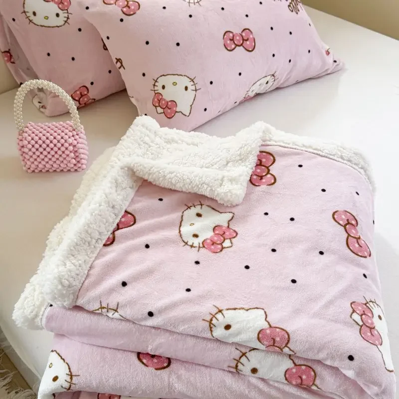 

Cartoon Sanrio Milk Lamb Velvet Blanket HelloKitty Kuromi Autumn and Winter Thickened Multifunctional Quilt Cover Velvet Blanket