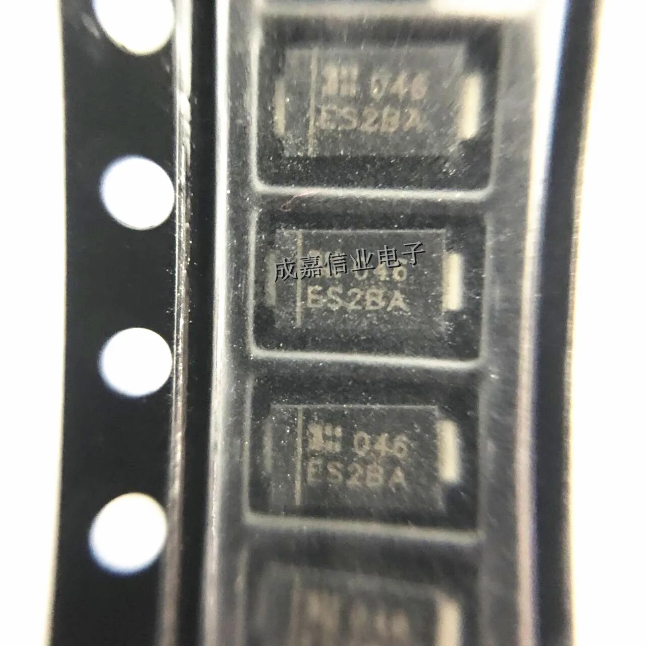 100pcs/Lot ES2BA-13-F DO-214AC SMA MARKING;ES2BA Diode Switching 100V 2A 2-Pin Operating Temperature:- 55 C-+ 150 C