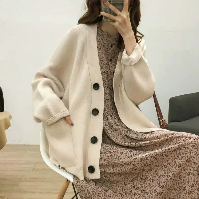 

Autumn Winter New Women Cardigan Sweater Jacket V Neck Vintage Knit Ladies Black Knitted Solid Color Harajuku Casual Loose Tops