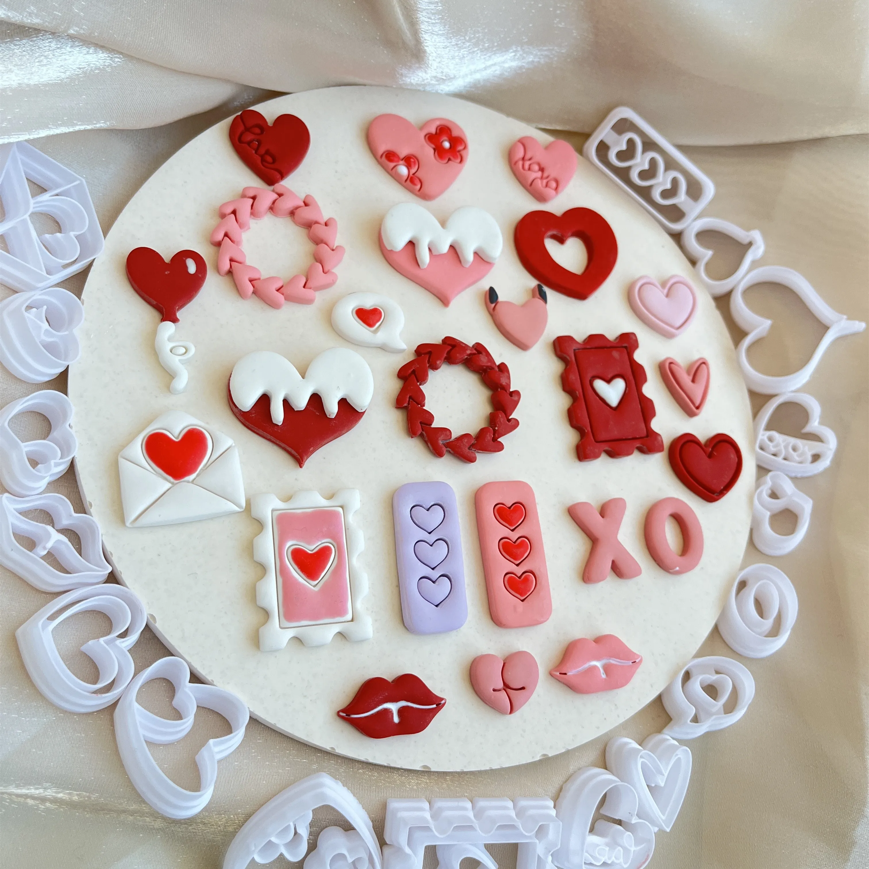 Valentinstag Süße Serie Herz Form Polymer Clay DIY Rosa Farbe Liebe Weiche Keramik Ohrringe Schmuck Anhänger Herstellung Schneiden Werkzeuge – Detail 3
