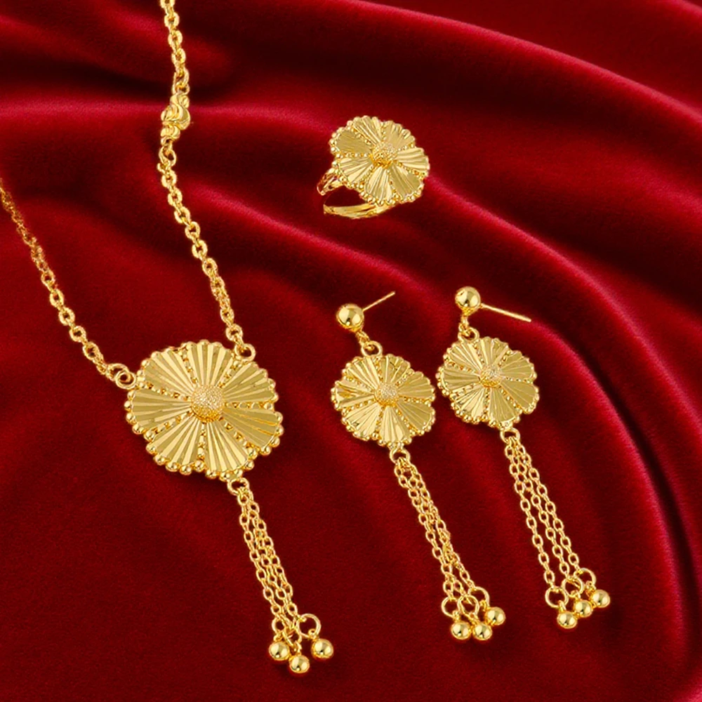 

Boho Hot Selling Shiny Zinc Alloy Flower Necklace Earrings Ring New Design Jewelry Set for Woman Chic Retro Wedding Jewelry Gift