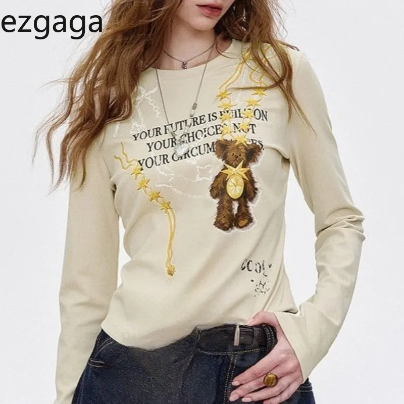 

Ezgaga женские футболки винтажные с длинным рукавом с принтом медведя из мультфильма 2025 осенняя мода тонкие укороченные топы Y2k женская повседневная футболка