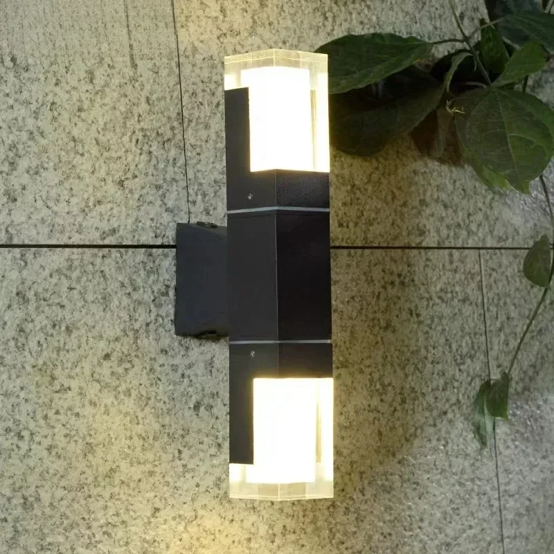 set-di-2-applique-da-parete-in-acrilico-e-alluminio-shinyying-lampada-da-esterno-moderna-impermeabile-ip65-per-giardino-e-patio