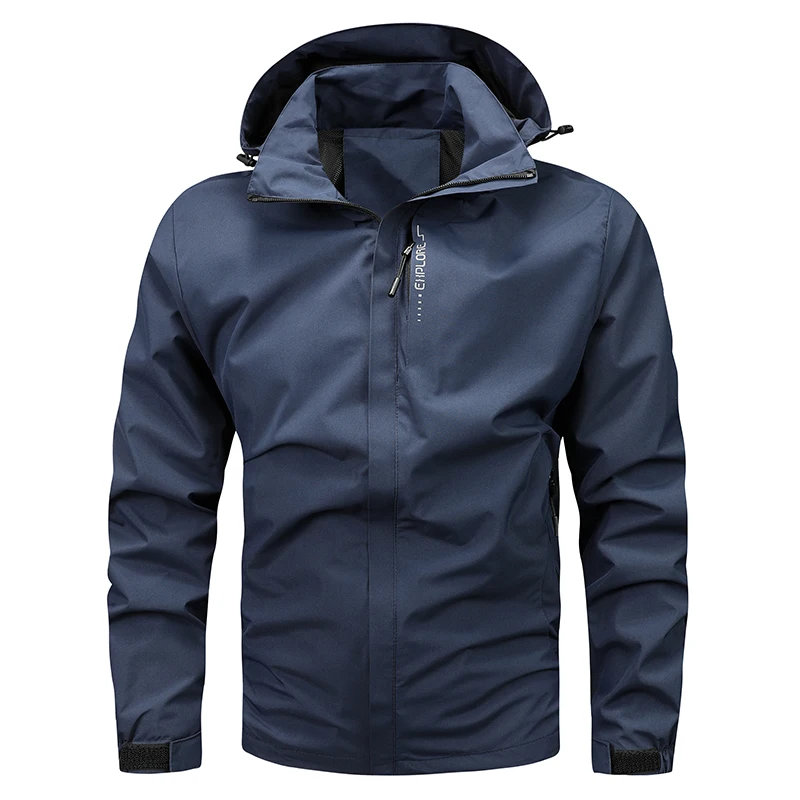 Abrigo de asalto para hombre, chaqueta a prueba de viento, color sólido, diseño de gorra extraíble, abrigo deportivo de aventura al aire libre, primavera y otoño, nuevo