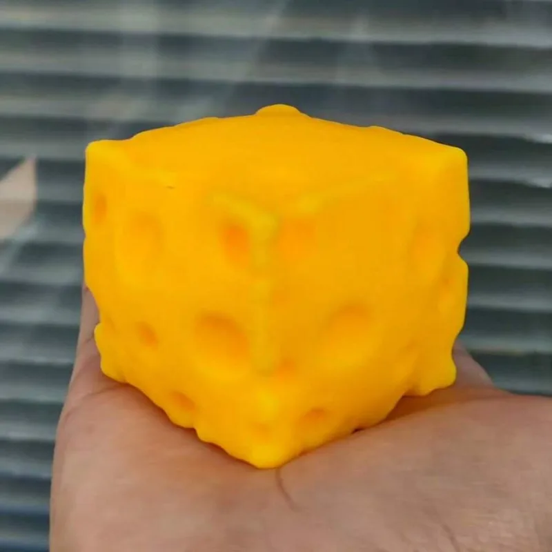 Pelota antiestrés de queso suave para apretar, bloque de queso extra grande para apretar, juguete sensorial para aliviar el estrés para adultos, divertido regalo con sonido de gorgoteo