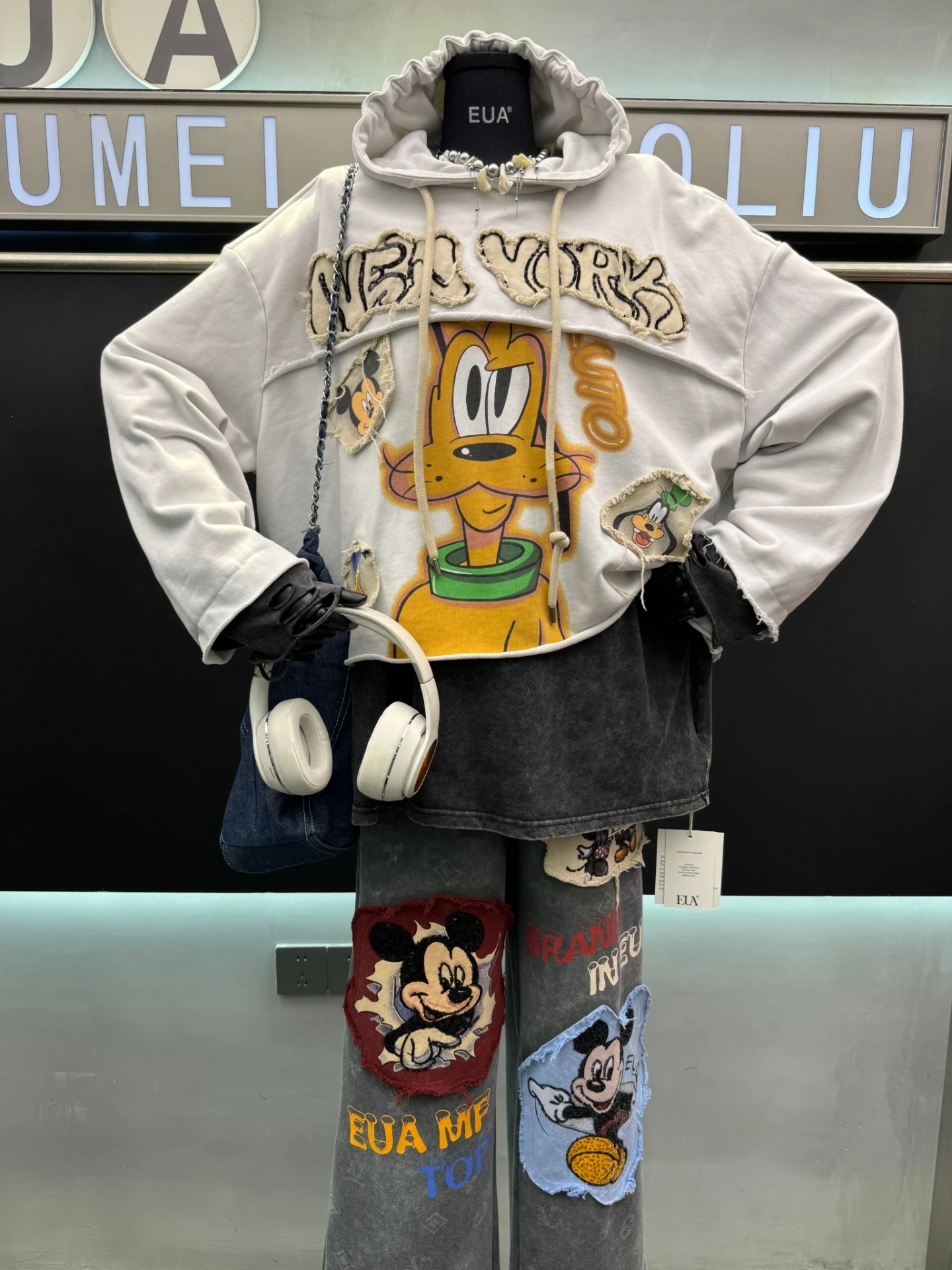 European Style Fake Two-Piece Loose Hooded Sweatshirt for Women 2025 Autumn New Heavy Embroidery Cartoon Dog Anime Hoodie