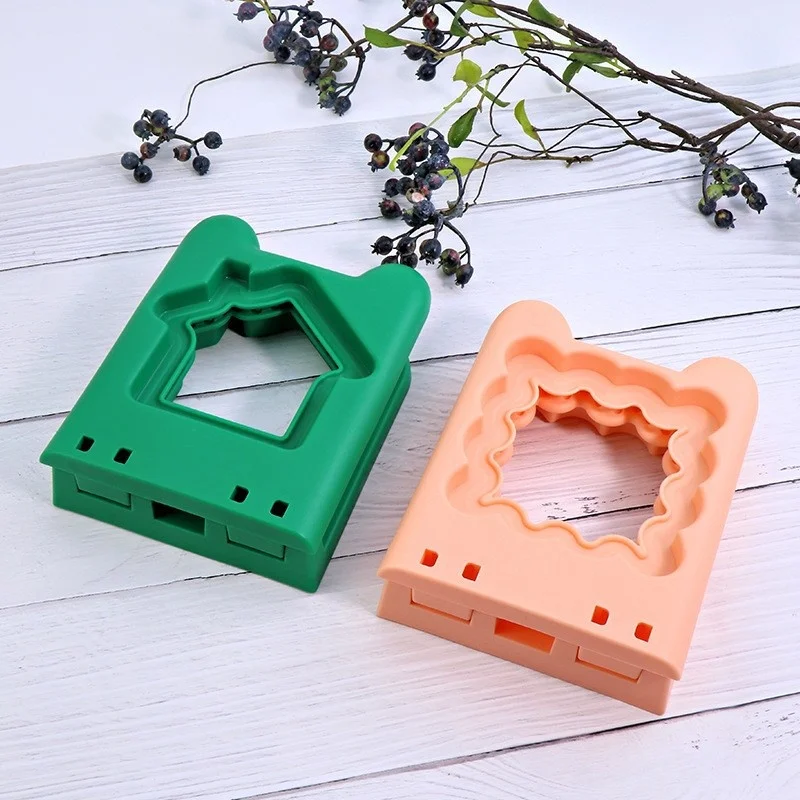 Kids DIY Square Sandwich Cutters Mold Toast Bread Mould Vegetable Food Cutting Molds Kitchen Baking Accessory for Breakfast