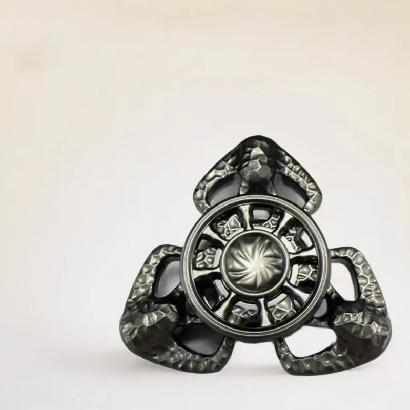 EDC フィジェットスピナー バタフライスピナー フィジェットトイ ストレス解消 大人用 磁気メタルトイ 指スピナー 不安とストレスを軽減