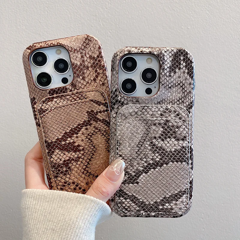 Vintage Snake Pattern Card Bag For Iphone 11 12 13 14 15 Pro Max Back Cover Protection Case Half Pack Hard Case